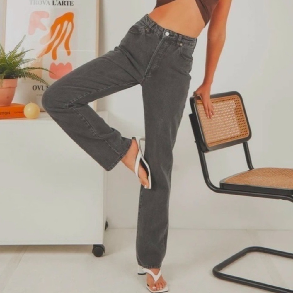 Rolla’s Classic Straight Jeans